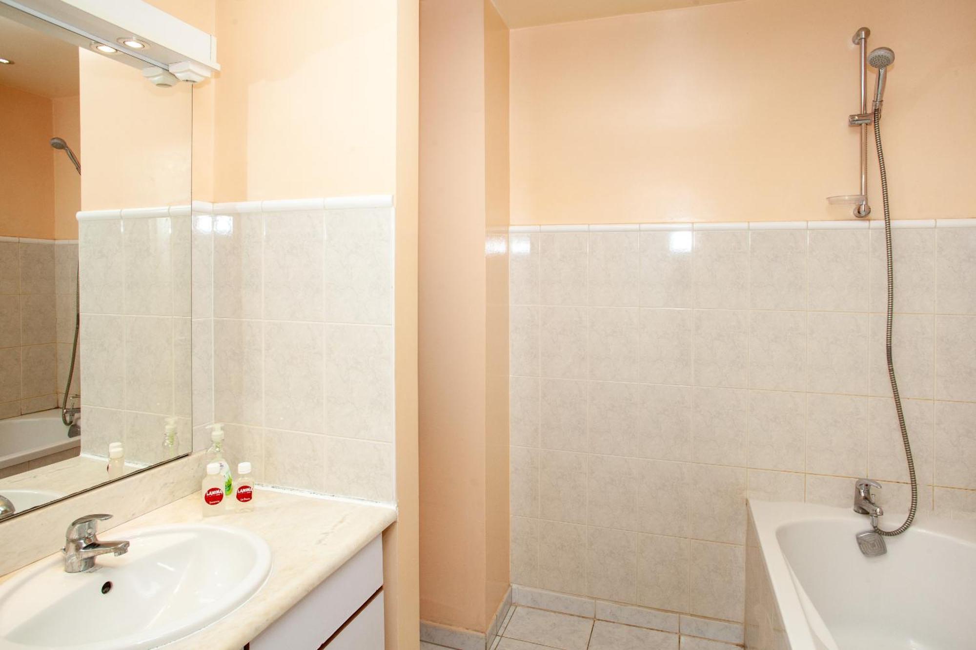 Appartements En Residence อันตานานารีโว ห้อง รูปภาพ