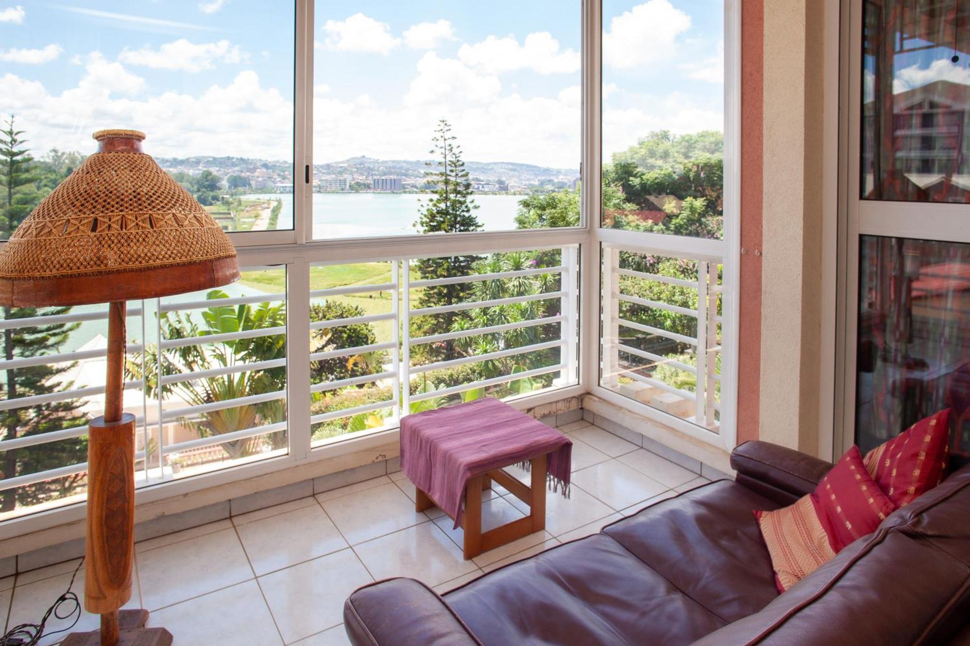 Appartements En Residence อันตานานารีโว ภายนอก รูปภาพ